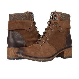 Aetrex Aubry Boots 9-9.5 Lace up Waterproof Brown